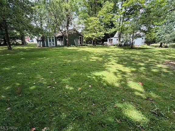 3rd image of 3452 Hillside Rd