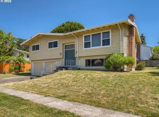 4200 NW Columbia Ave, Portland, OR 97229