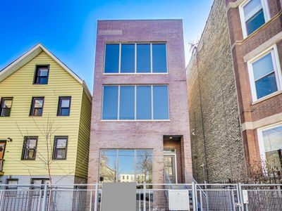1457 W Erie St #3, Chicago, IL, 60642