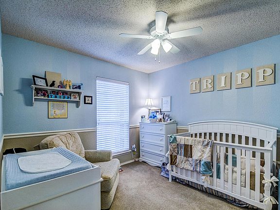 4th image of 417 Barbara Jean Ln