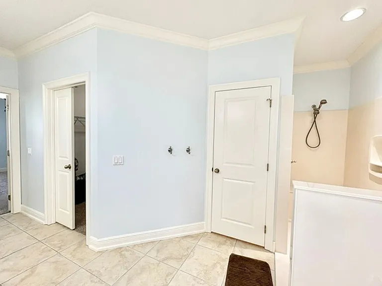 603 Buckeye Ct — Photo 29