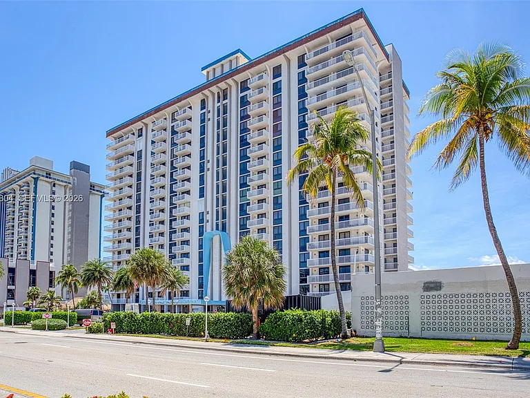 1500 S Ocean Dr #PHE — Photo 7