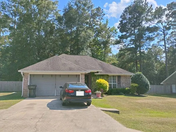 107 Hemingway Dr, Sumrall, MS 39482