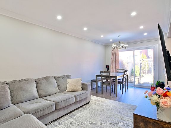4th image of 109 Tangmere Cres
