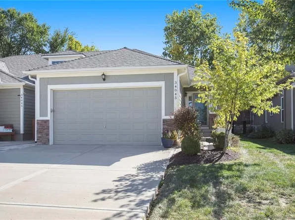 34045 W 90th Cir, De Soto, KS 66018