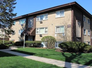 8504 45th Pl APT GC, Lyons, IL 60534