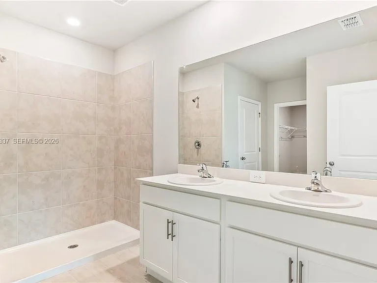 5215 Butte St — Photo 10