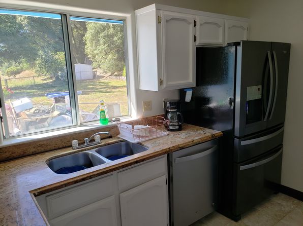 34254 Jennifer Ln, Coarsegold, CA 93614