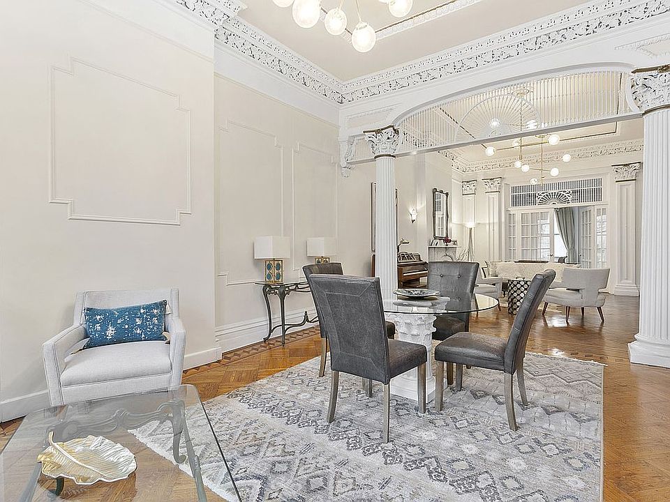 1st image of 46 1st Pl #Townhouse