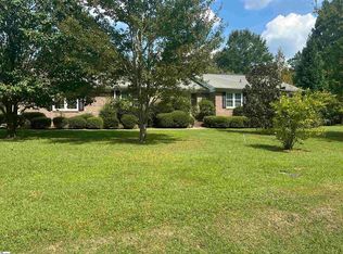 109 Fox Trl, Laurens, SC 29360