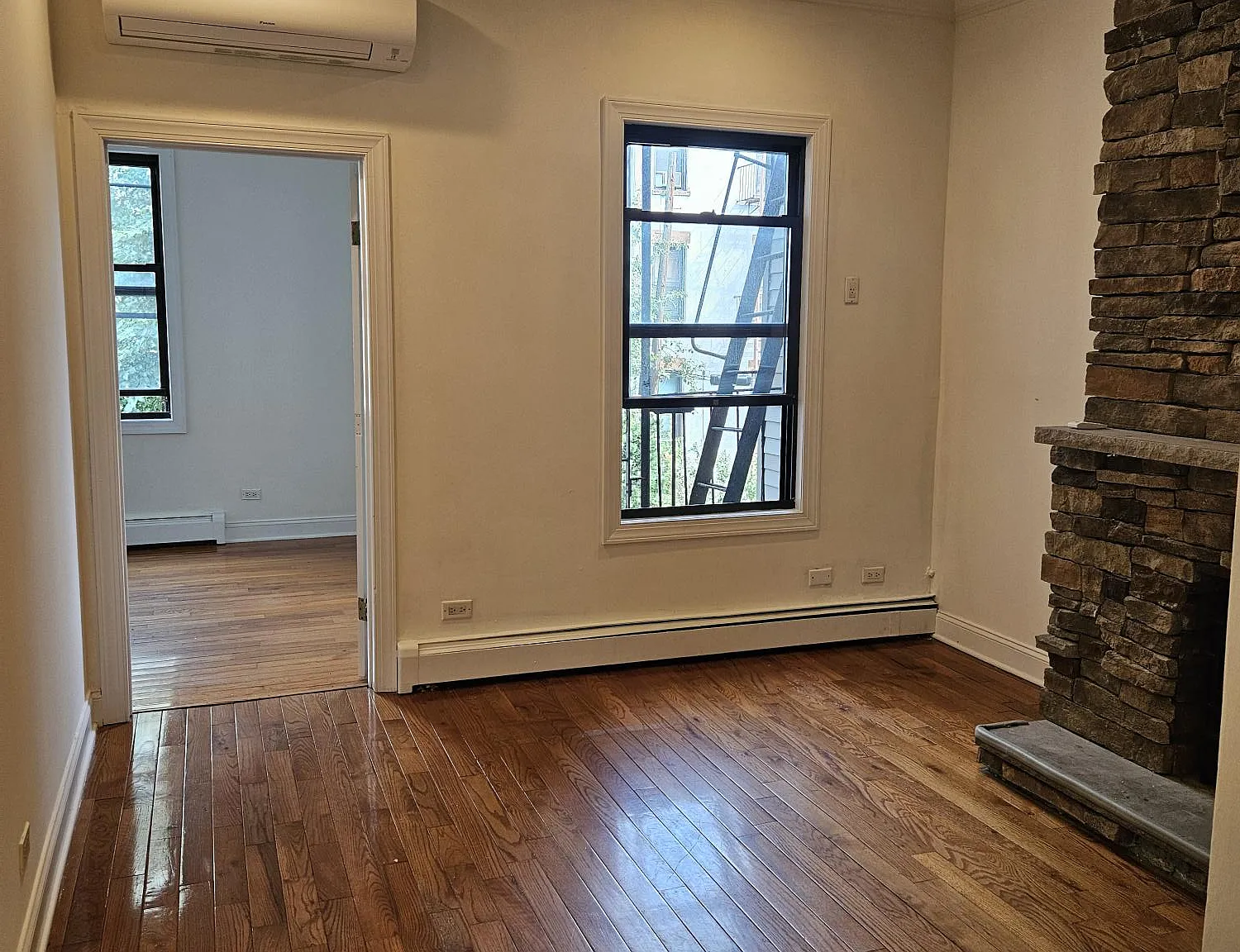 78 Sutton Street — Photo 4