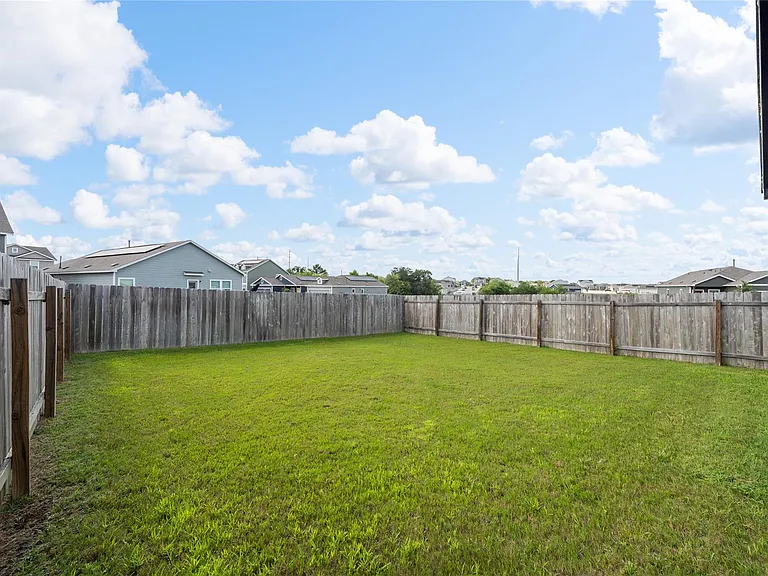 14404 Berning Rd — Photo 36
