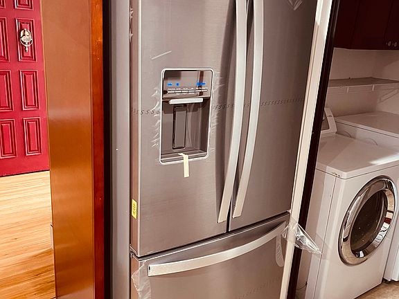 3rd image of 26494 Oliver Rd