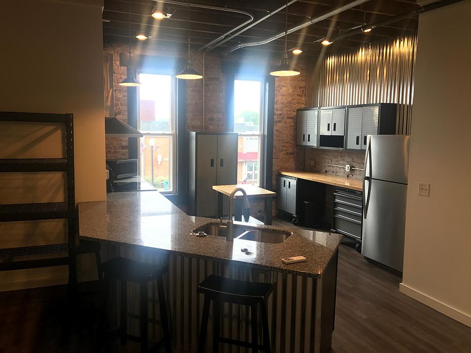 1st image of 220 S Main St #C