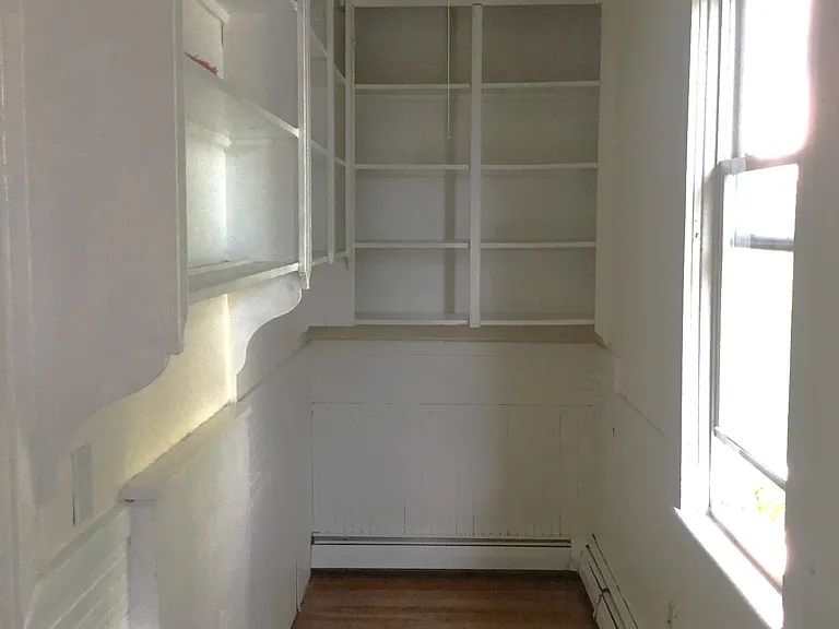 15 Penn St #3 — Photo 4