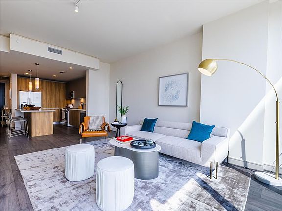 4th image of 414 Milam St #2708