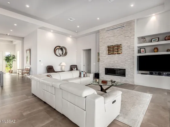 14184 N Hidden Enclave Pl, Oro Valley, AZ 85755