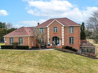 4011 Bending Ln, Greenwood, IN 46143