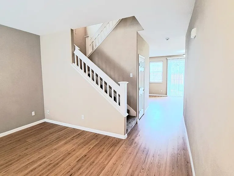 5090 Napa Shore Dr — Photo 2