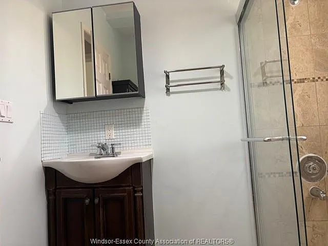1370 Bruce Ave — Photo 21