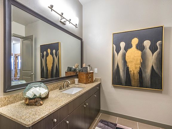 5th image of 1755 Wyndale St APT 320