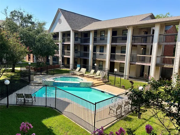 218 N Texas Blvd APT 103, Denton, TX 76201