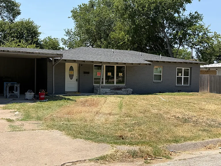 6614 Bridges Ave — Photo 1