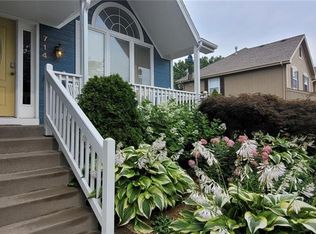 714 Shiloh Dr, Raymore, MO 64083