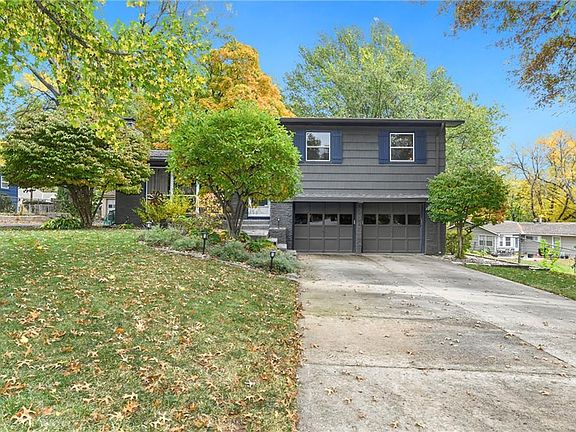2nd image of 7707 Pawnee Dr