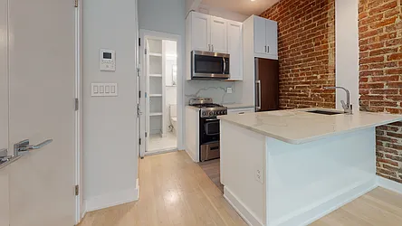 Rented by Bond New York