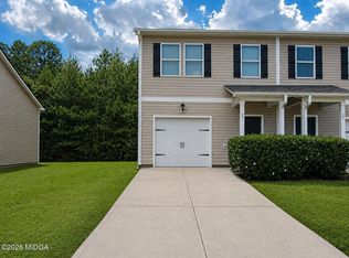 467 Oakwood Dr, Milledgeville, GA 31061