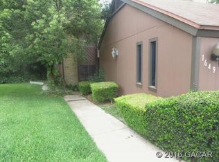 1649 NW 19th Cir, Gainesville, FL 32605