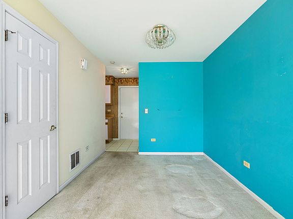 5th image of 4840 179th St