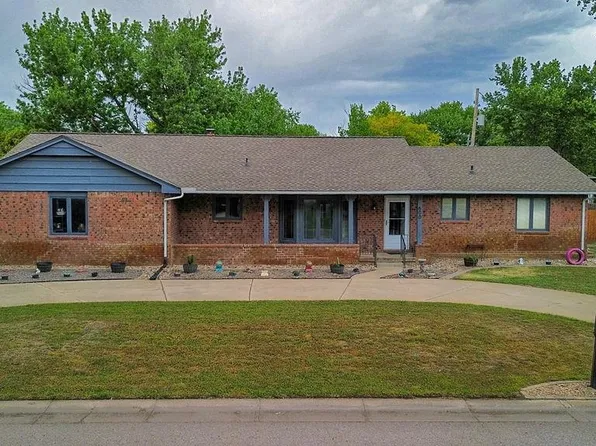 600 E Allen St, Valley Center, KS 67147