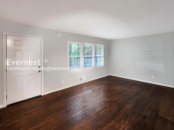 4485 Sims Rd — Photo 5