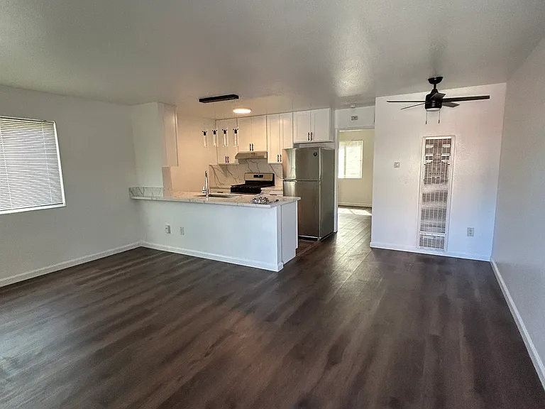 2138 Adams Ave #1 — Photo 2