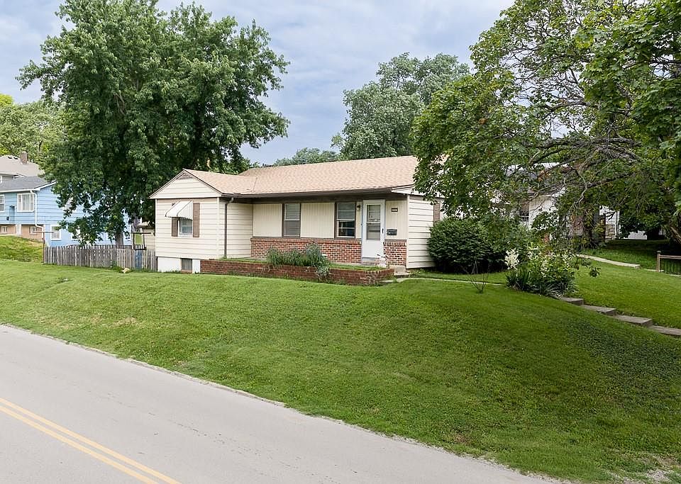 1st image of 1808 N 30th St