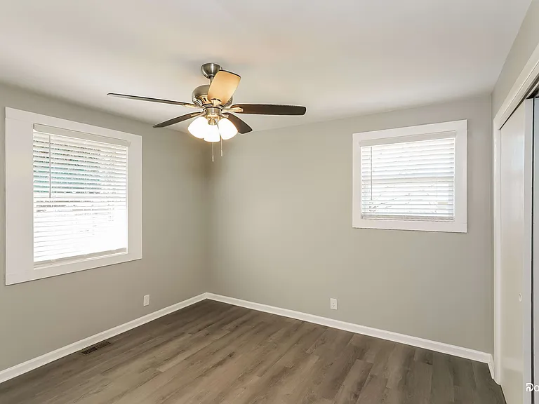 202 Bonnacliff Ct — Photo 12