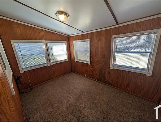 750 Kelvin Dr — Photo 7
