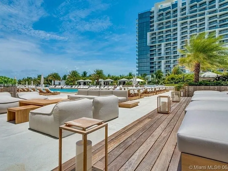 2301 Collins Ave #1015 — Photo 69