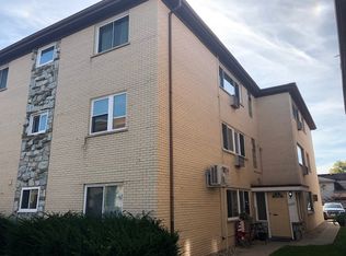 8549 Grand Ave APT 1S, River Grove, IL 60171