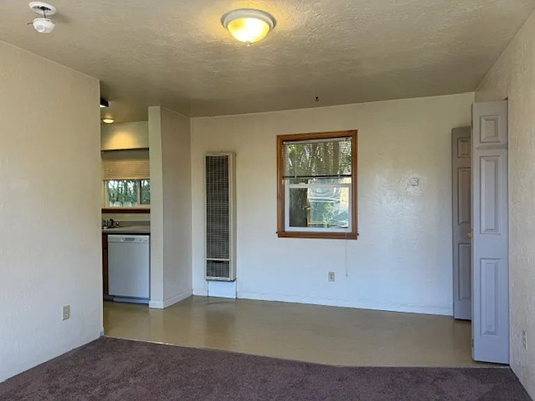 1771 Golf Course Rd — Photo 7