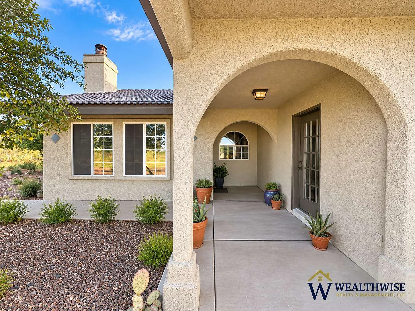 5 bed, 3.0 bath, 3394 sqft, $3,200 — Photo 3