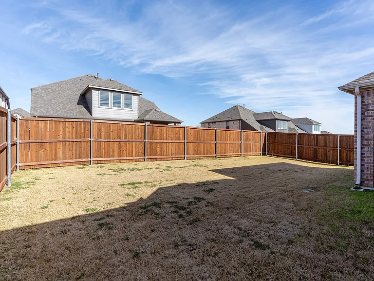 5200 Woodway Dr — Photo 23