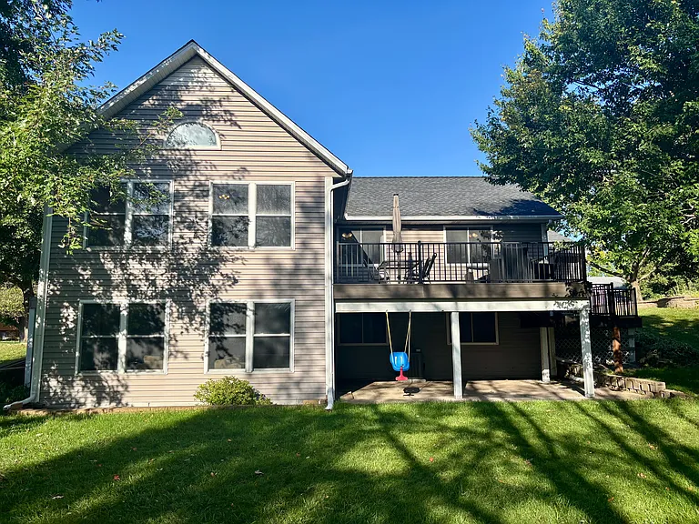 2711 Kempston Dr — Photo 14