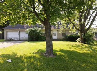 7008 Saint Joe Rd, Fort Wayne, IN 46835