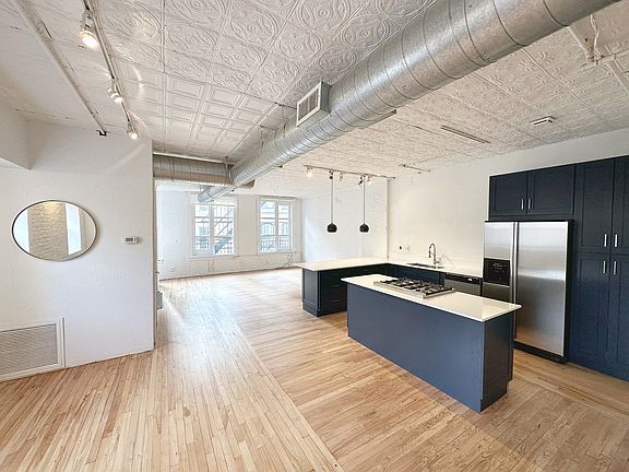 5th image of 12 White St Floor 5