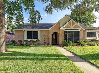 15611 Lone Tree Dr, Houston, TX 77084