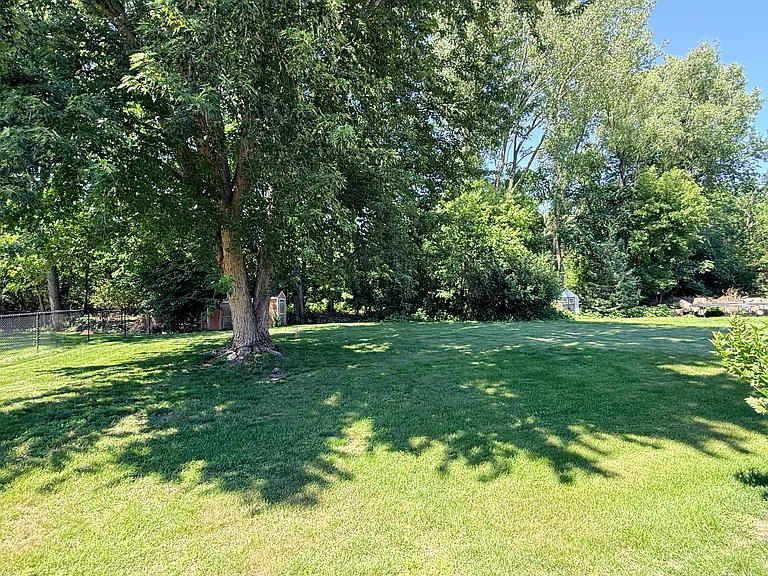 4601 Saddlewood Dr — Photo 5