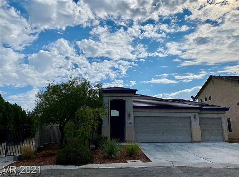 8954 Medway Valley Ln — Photo 1